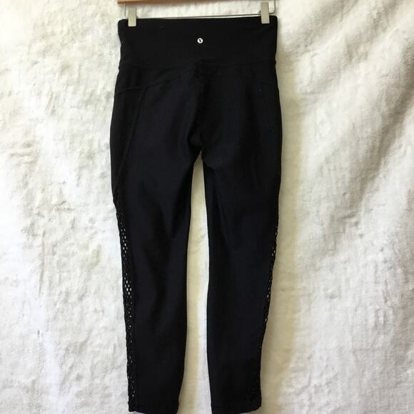 Xersion Black with Detail Leggings - Picture 4 of 9